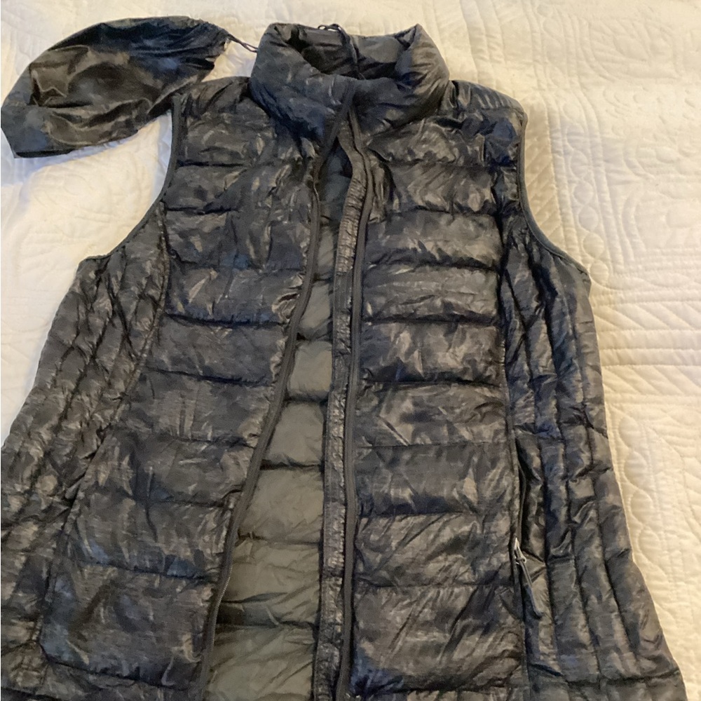 32 Degrees Camo Greens Puffer Vest